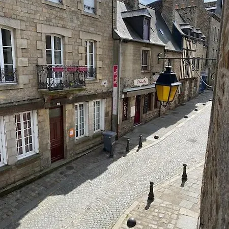 Apartment En Plein Coeur Historique De *