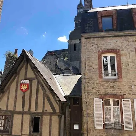 En Plein Coeur Historique De Dinan